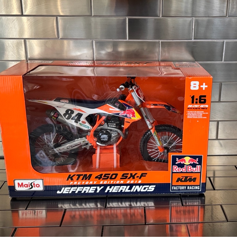Maisto KTM 450 SX-F FACTORY EDITION 2018